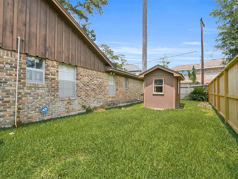 442 Mignon Ln — Photo 38