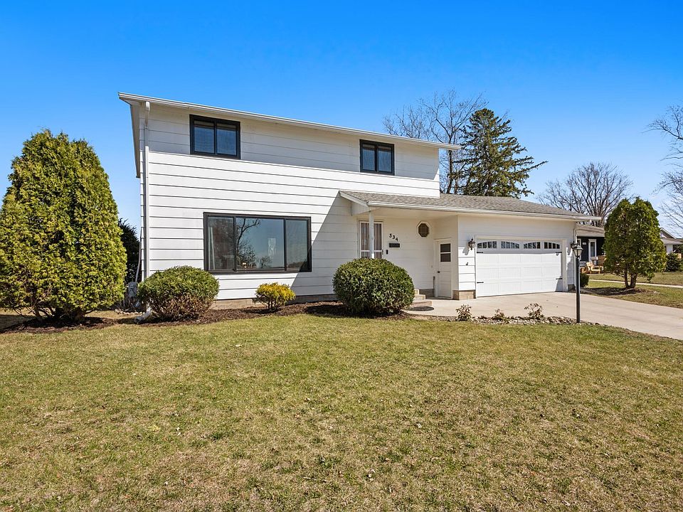 1st image of 534 Lake Shore Dr