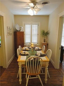Breakfast Room