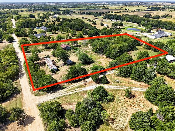 2nd image of 285 Private Road 6718