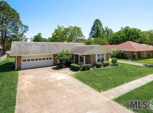 1352 Knollhaven Dr, Baton Rouge, LA 70810