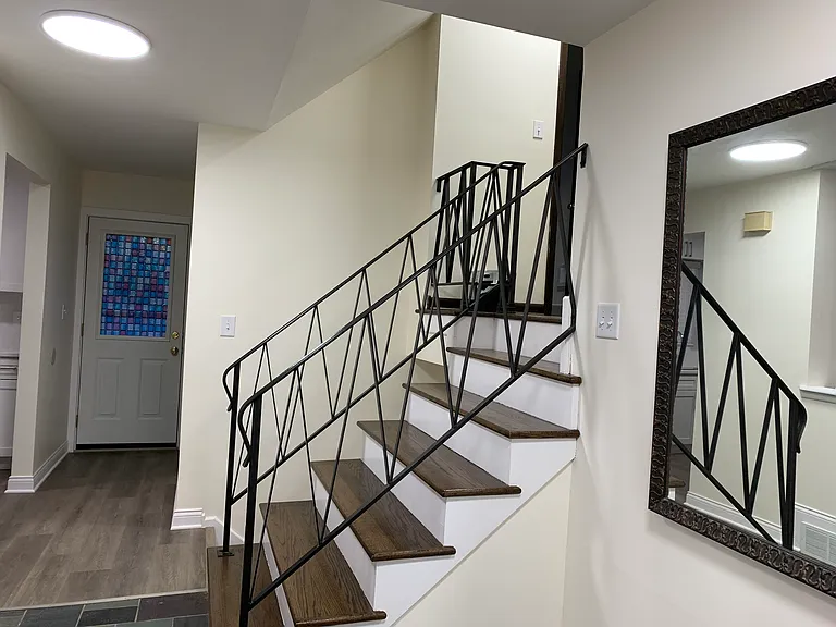 1000 E Irving Park Rd — Photo 4