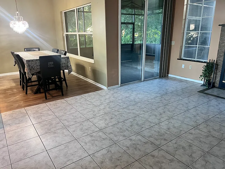 3900 Oak Crest Cir — Photo 9
