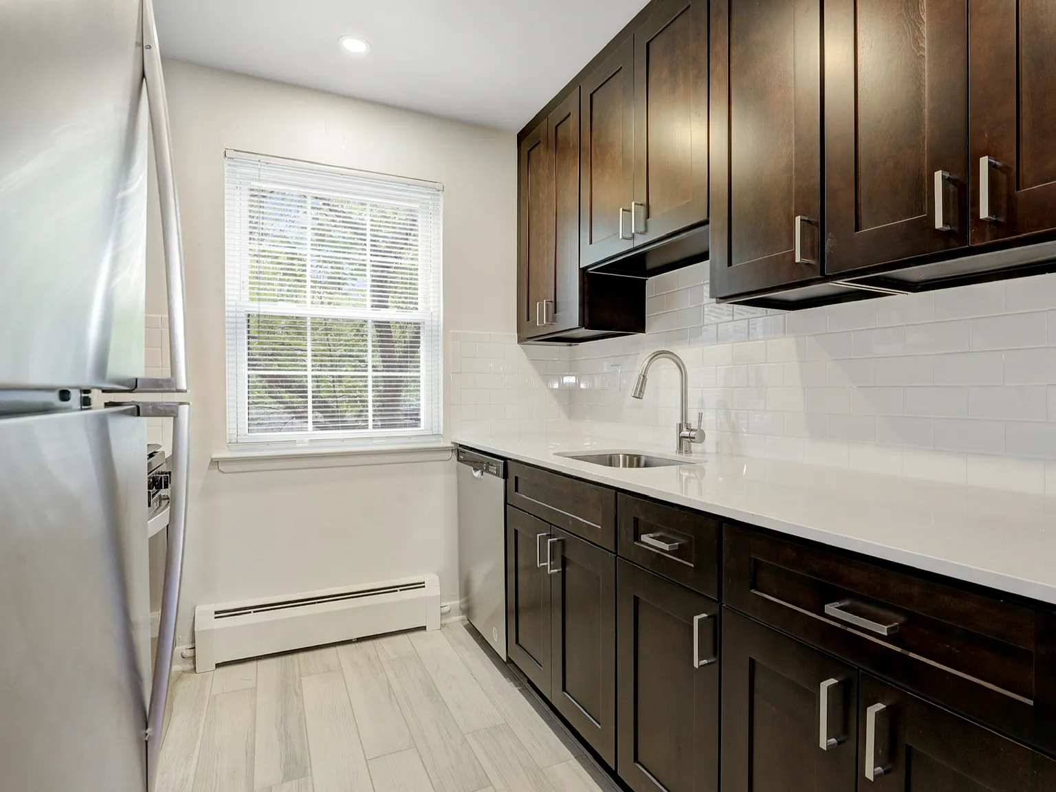 Rosedale Manor — Photo 4