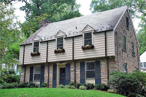 1st image of 7110 Beechwood Dr