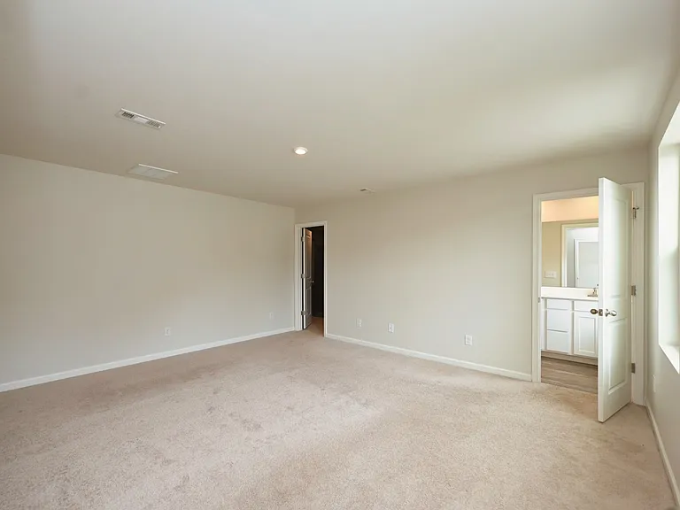 2161 Brokeshire Dr — Photo 32