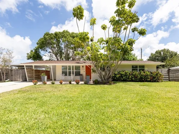 2933 Michigan St, Sarasota, FL 34237