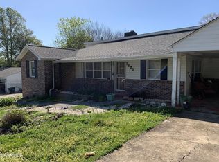 1621 Reaves Rd, Knoxville, TN 37912