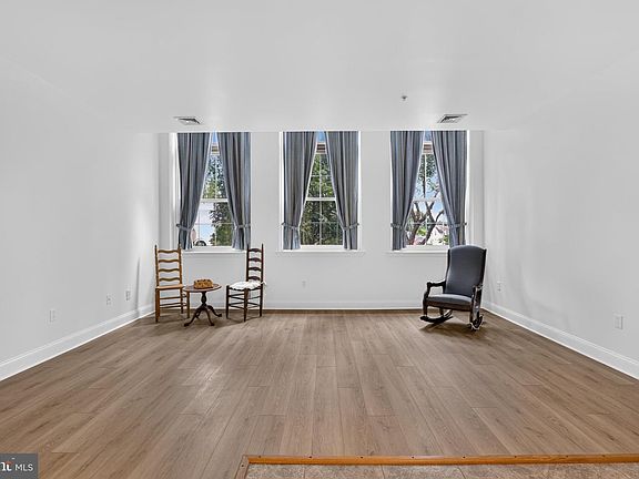 4th image of 100 Aura Rd APT 208