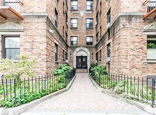 8216 34th Ave, Queens, NY 11372