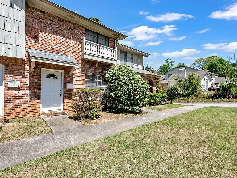 2136 Lynngate Dr #2136 — Photo 4