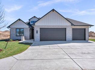 8317 Waterway Ct, Maize, KS 67101