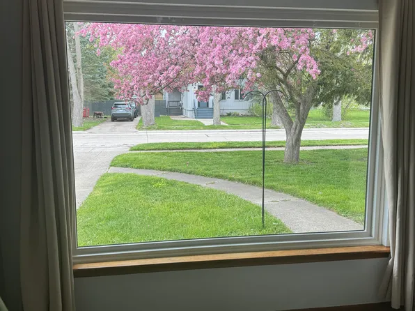 28576 Glasgow St, Southfield, MI 48076