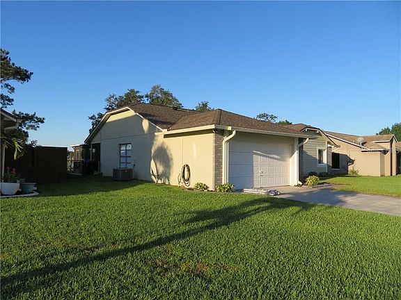 2nd image of 2339 Whispering Maple Dr