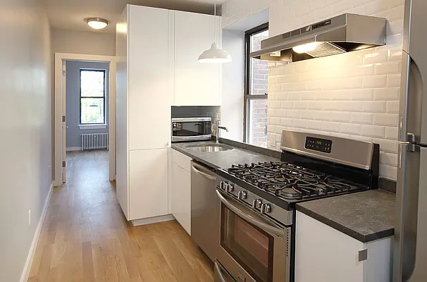 Rented by NAN Enterprise LLC | media 30