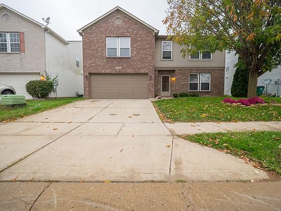 3rd image of 6840 Woodland Heights Dr
