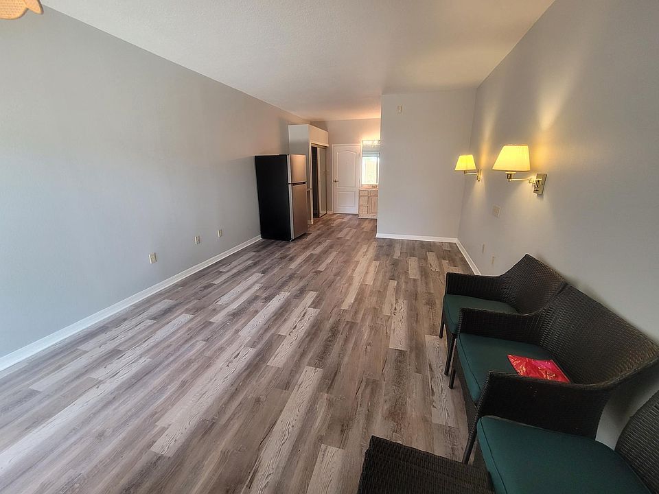 1st image of 2180 Country Club Dr APT 103