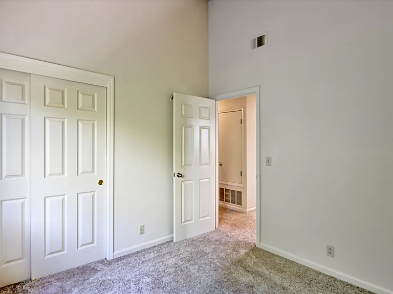 247 Marvilla Cir — Photo 42