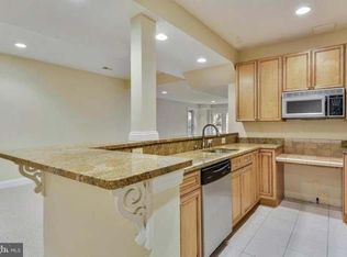 5503 Sideburn Rd, Fairfax, VA 22032