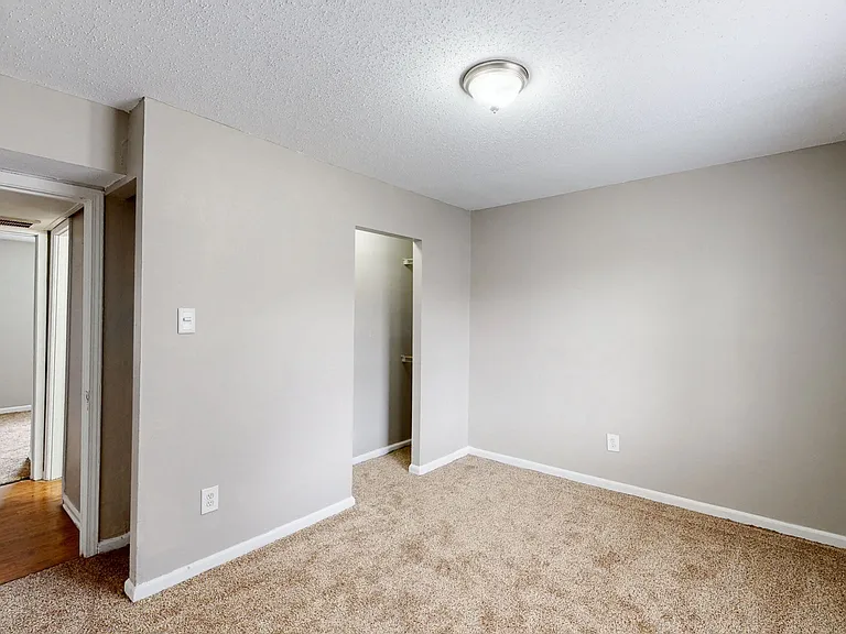 Mill Creek Apartments — Photo 14