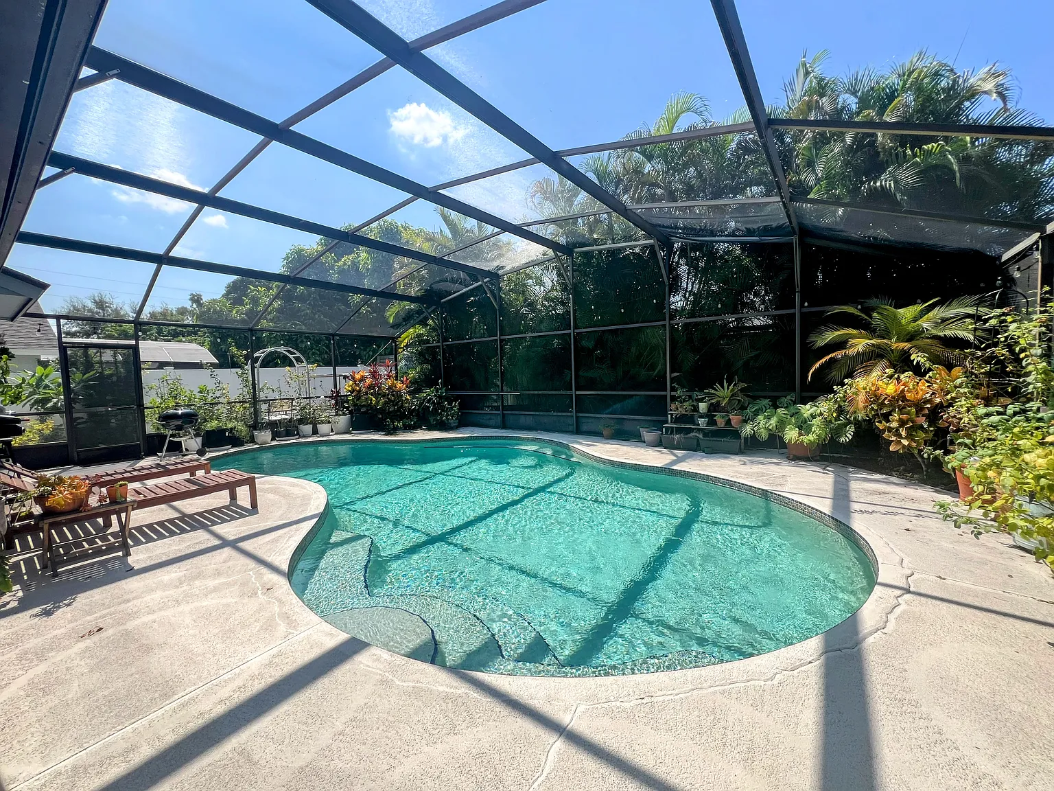 8718 Master Link Ct — Photo 1