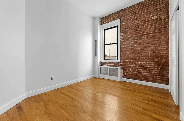 Rented by REAL New York | media 16