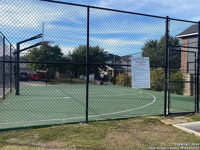 810 Campion Red — Photo 20