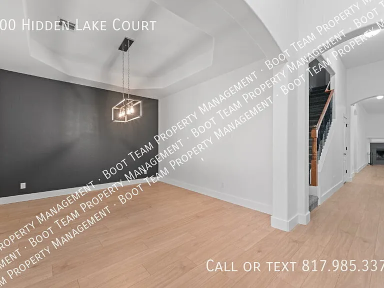 400 Hidden Lake Ct — Photo 12