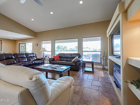 3rd image of 2107 Leisure World
