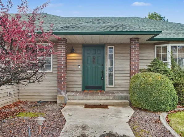 2242 Chukar Ln, Clarkston, WA 99403