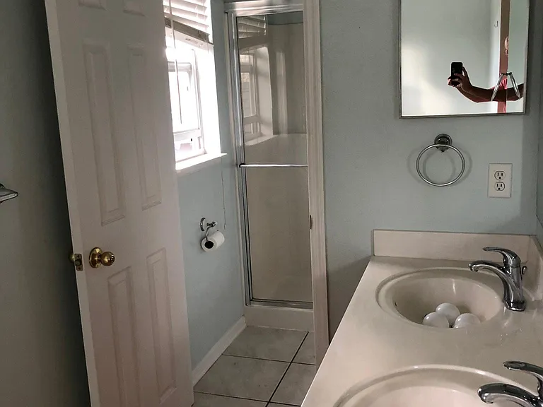 920 Vanderbilt Dr — Photo 7