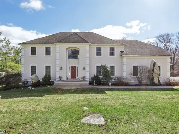 49 Boonton Ave, Kinnelon Boro, NJ 07405