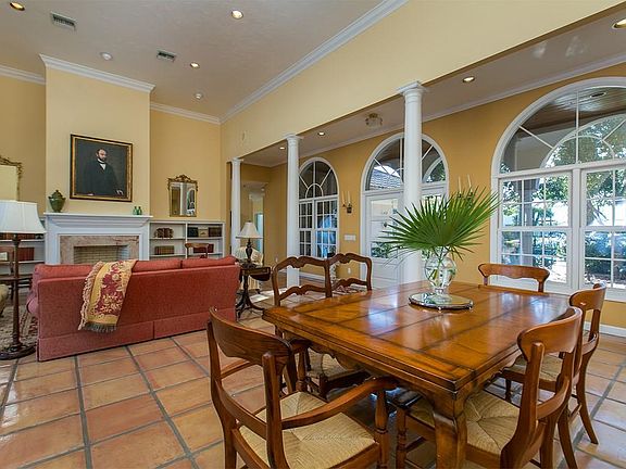 5th image of 8580 Seacrest Dr