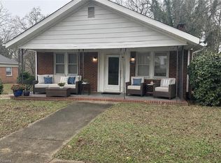 1727 Thurmond St, Winston Salem, NC 27105