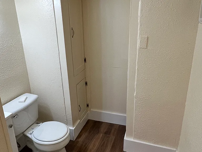 2575 Lee St SE — Photo 21