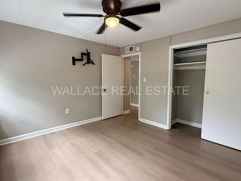 2749 Sullins St #211 — Photo 13