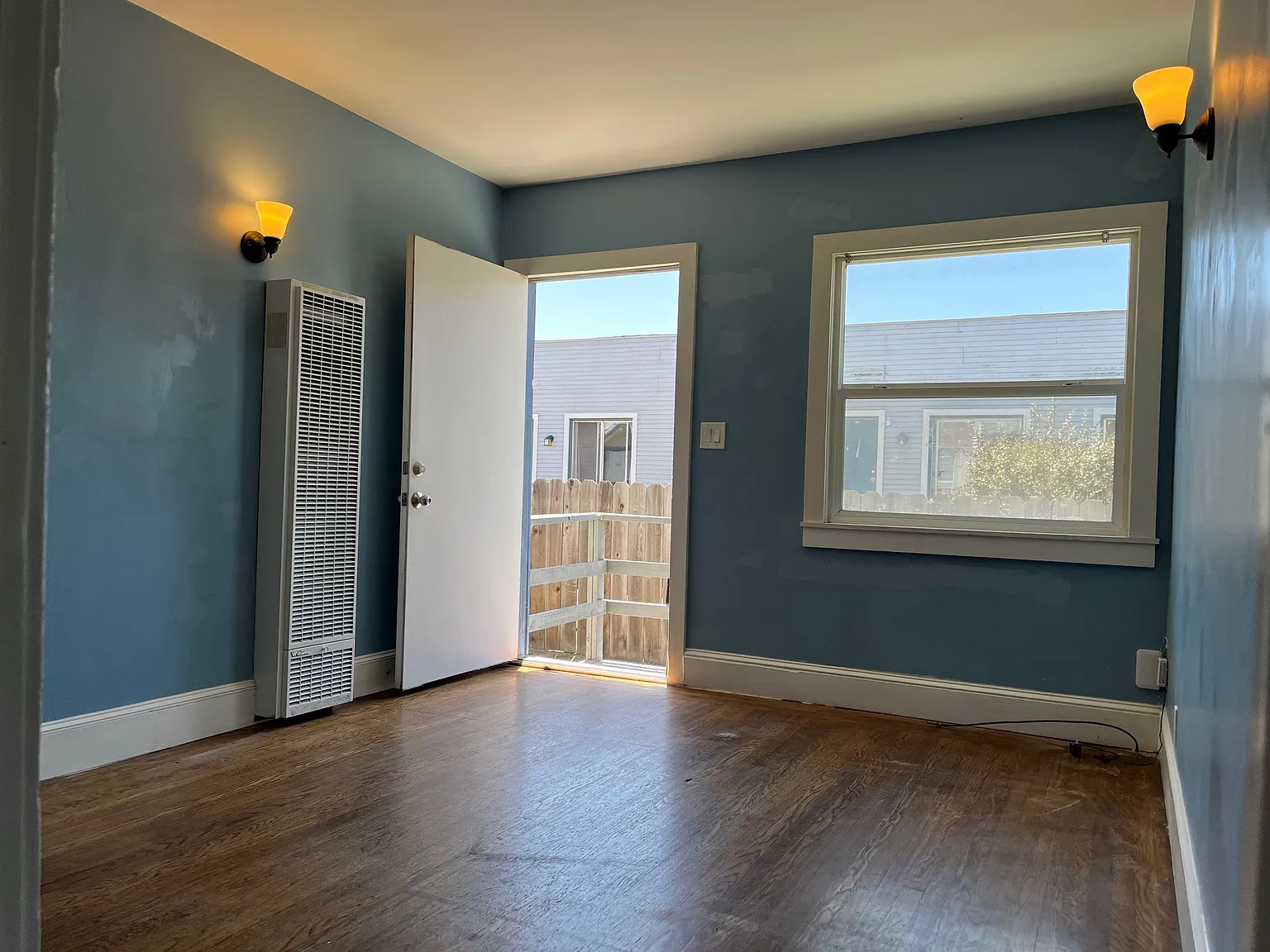 2 bed, 630 sqft, $2,495 — Photo 3