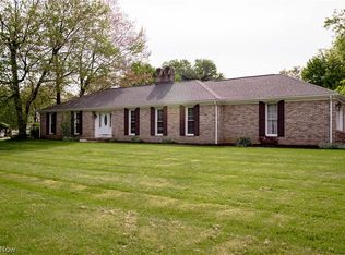 2463 Valleywood Ave NE, Massillon, OH 44646