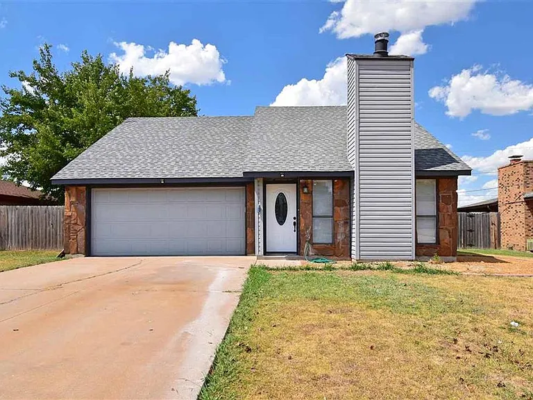 4912 SE Hardin Ave — Photo 1