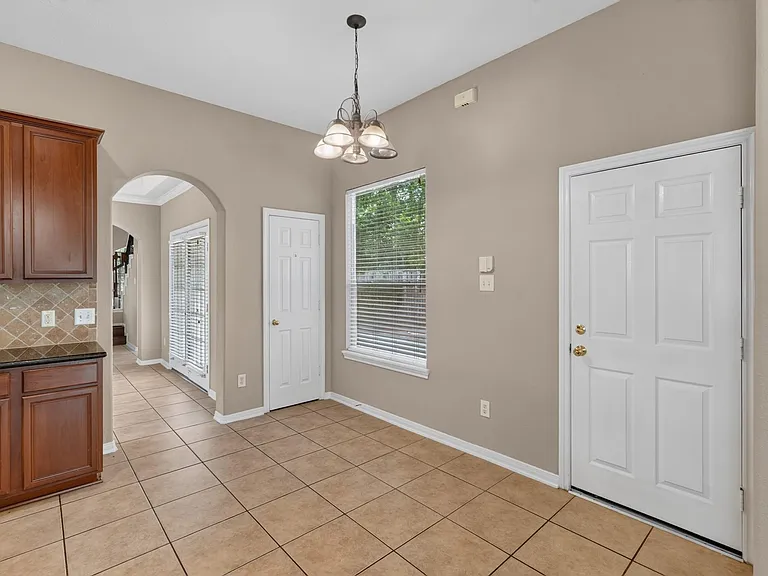 138 Zephyr Bend Pl — Photo 18