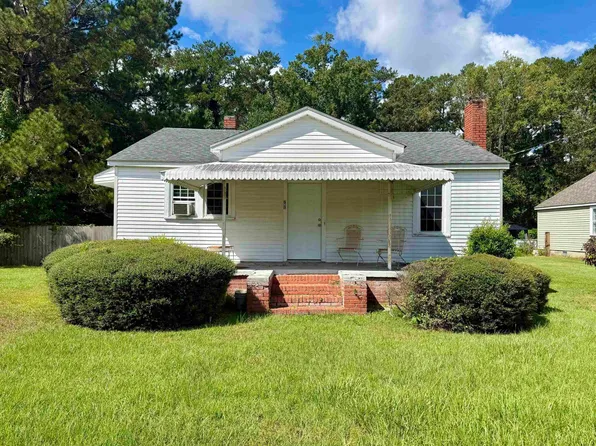 761 Claxton Ave N, Elba, AL 36323
