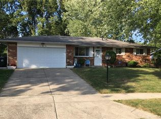 551 Ridgecrest Dr, West Carrollton, OH 45449