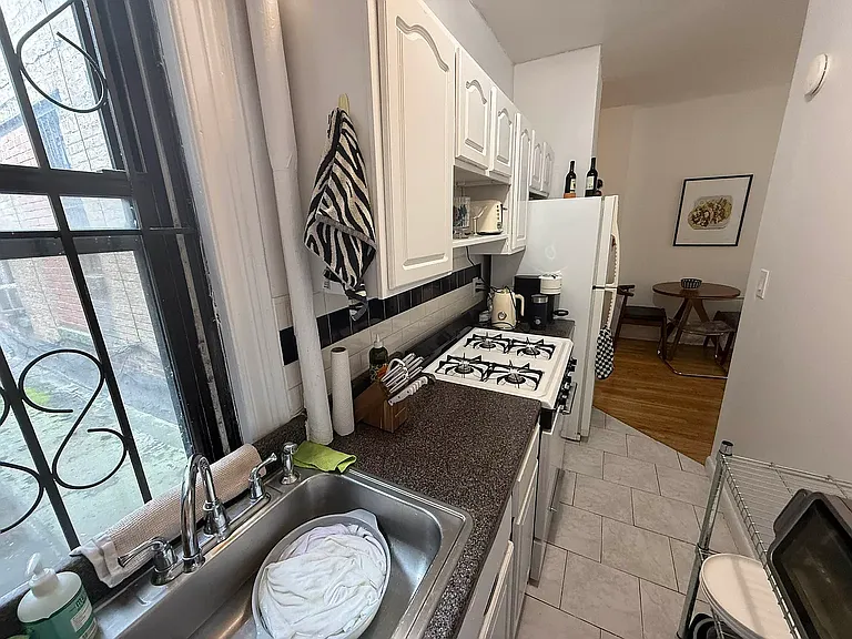 193 Bleecker St #4 — Photo 10