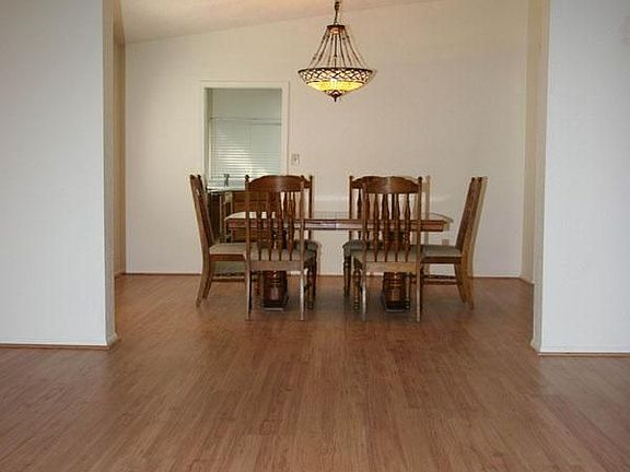 Front Room to Dinning Area