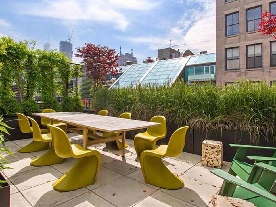 1st image of 37 Crosby St APT 1B