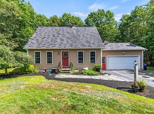 32 Ricks Way, Buxton, ME 04093