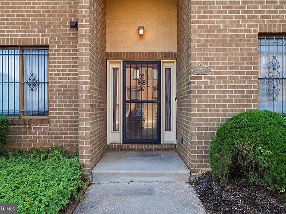 3rd image of 3252 Banneker Dr NE #3252