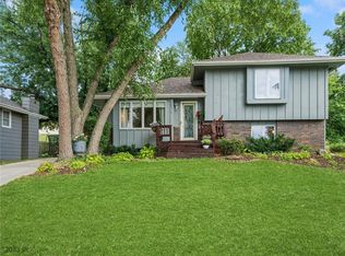 4814 Wakonda Dr, Norwalk, IA 50211