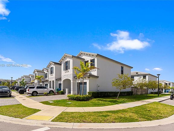 3rd image of 28500 SW 133rd Path #28500