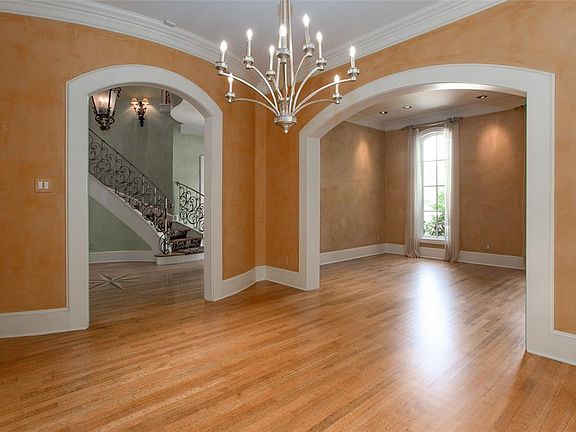 5th image of 5501 Collinwood Ave